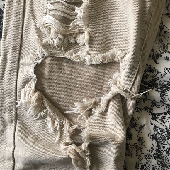 Missguided ripped mom jeans - Picture 6 of 11